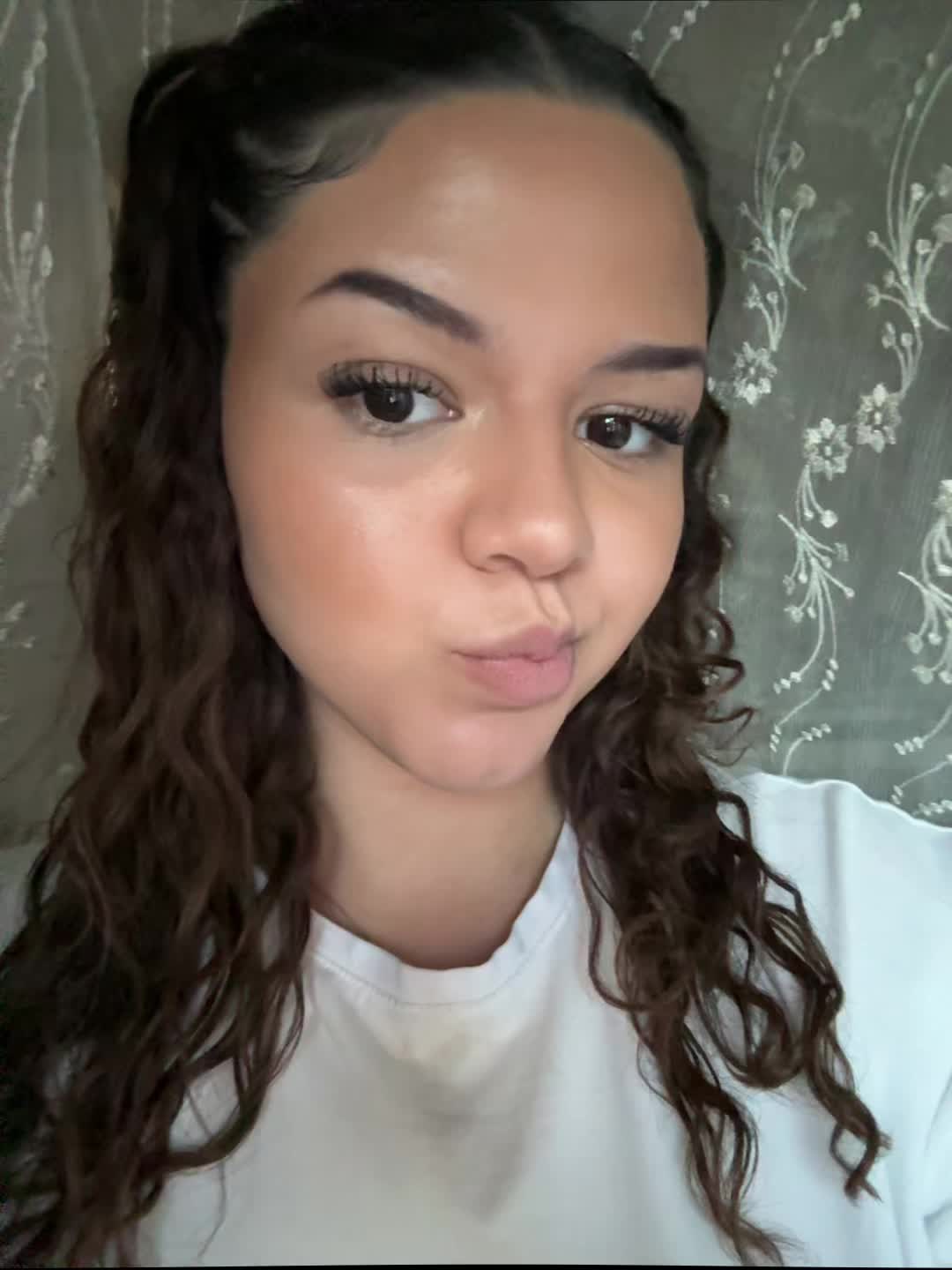 @🦋