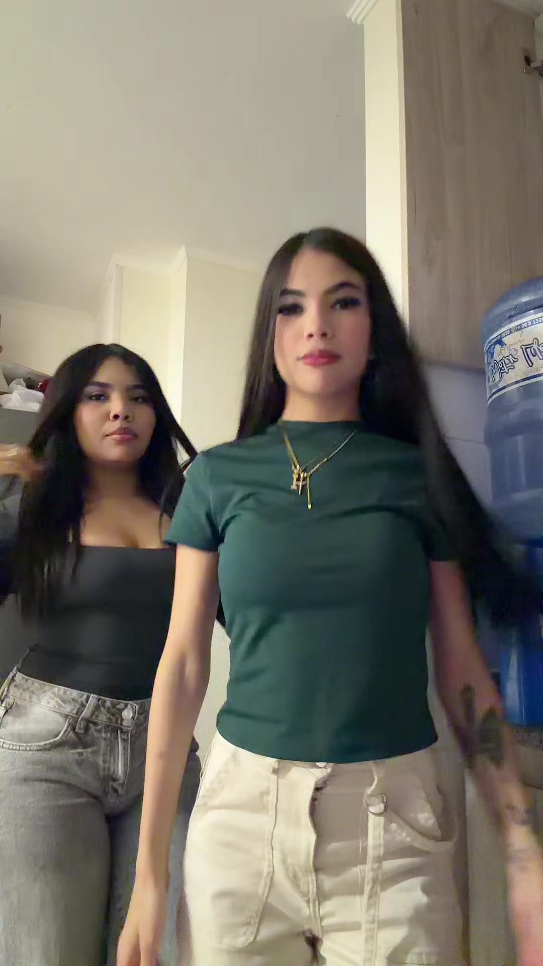 @isisss