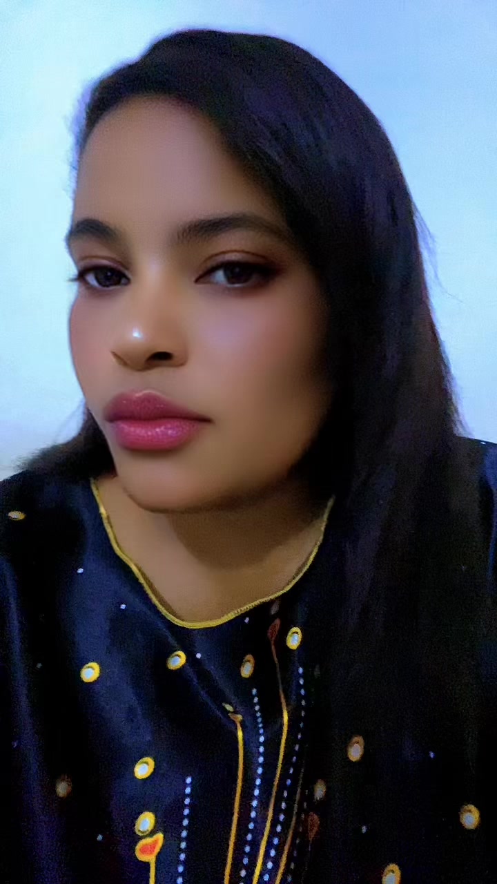 @uniquel girl💕