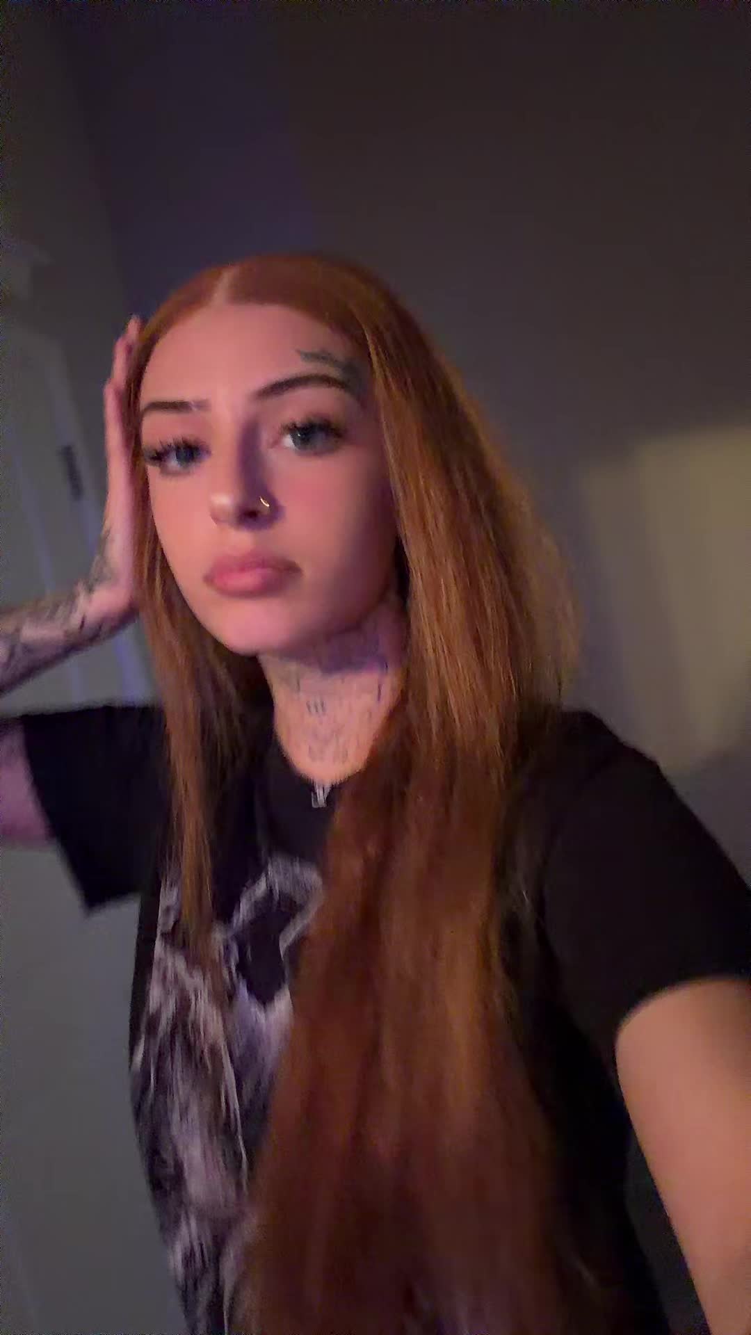 @Lilyrrrose