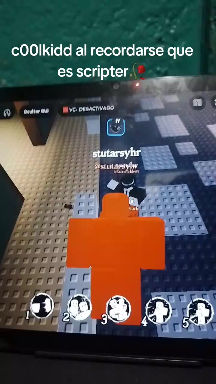 @Sans
