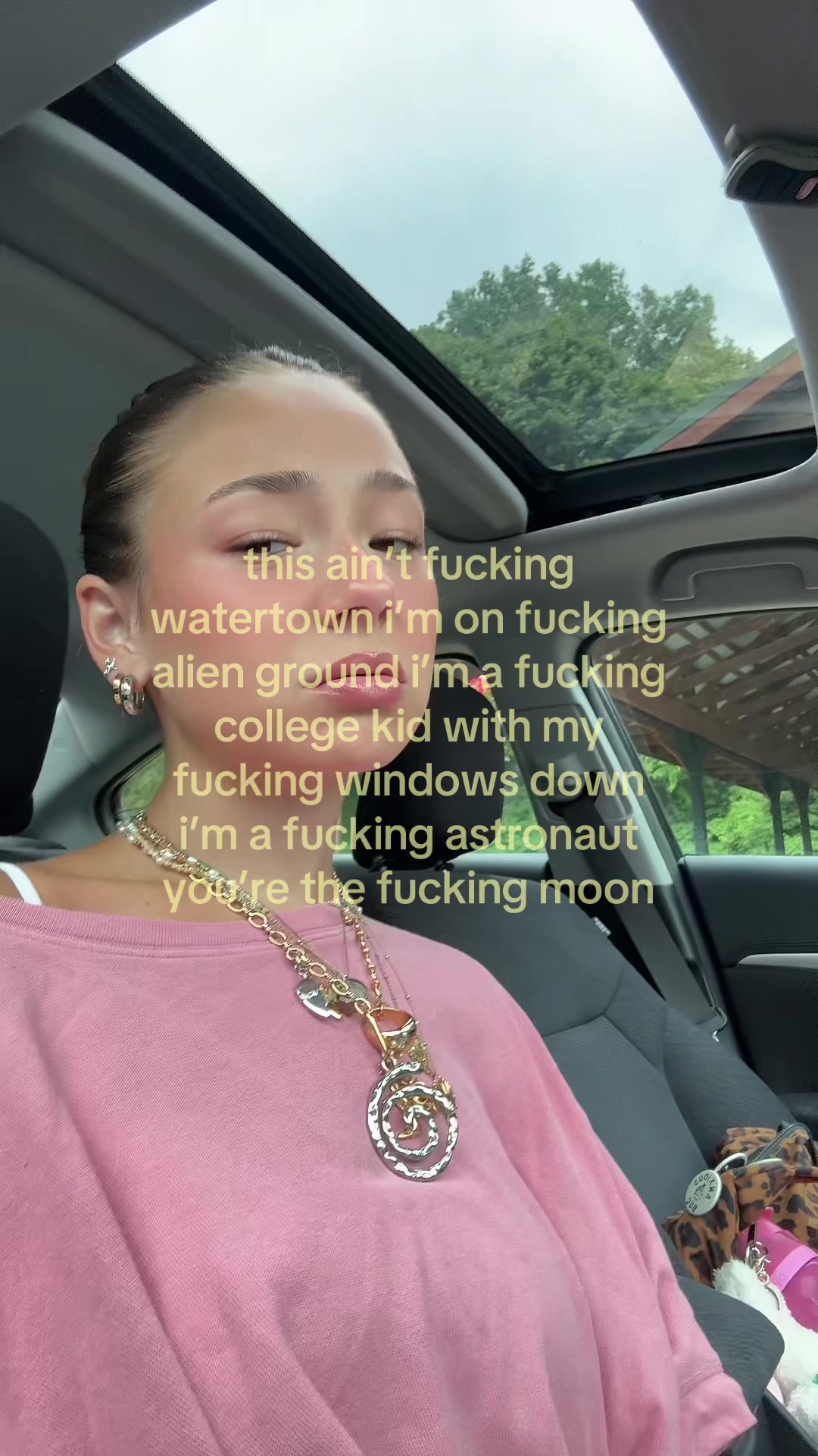 @ava🐞