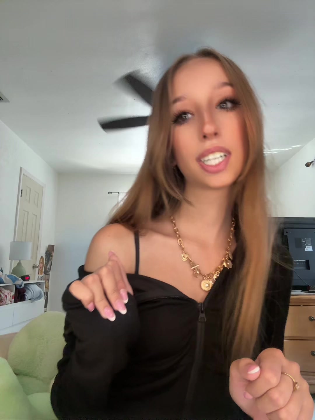 @kalinamarieee