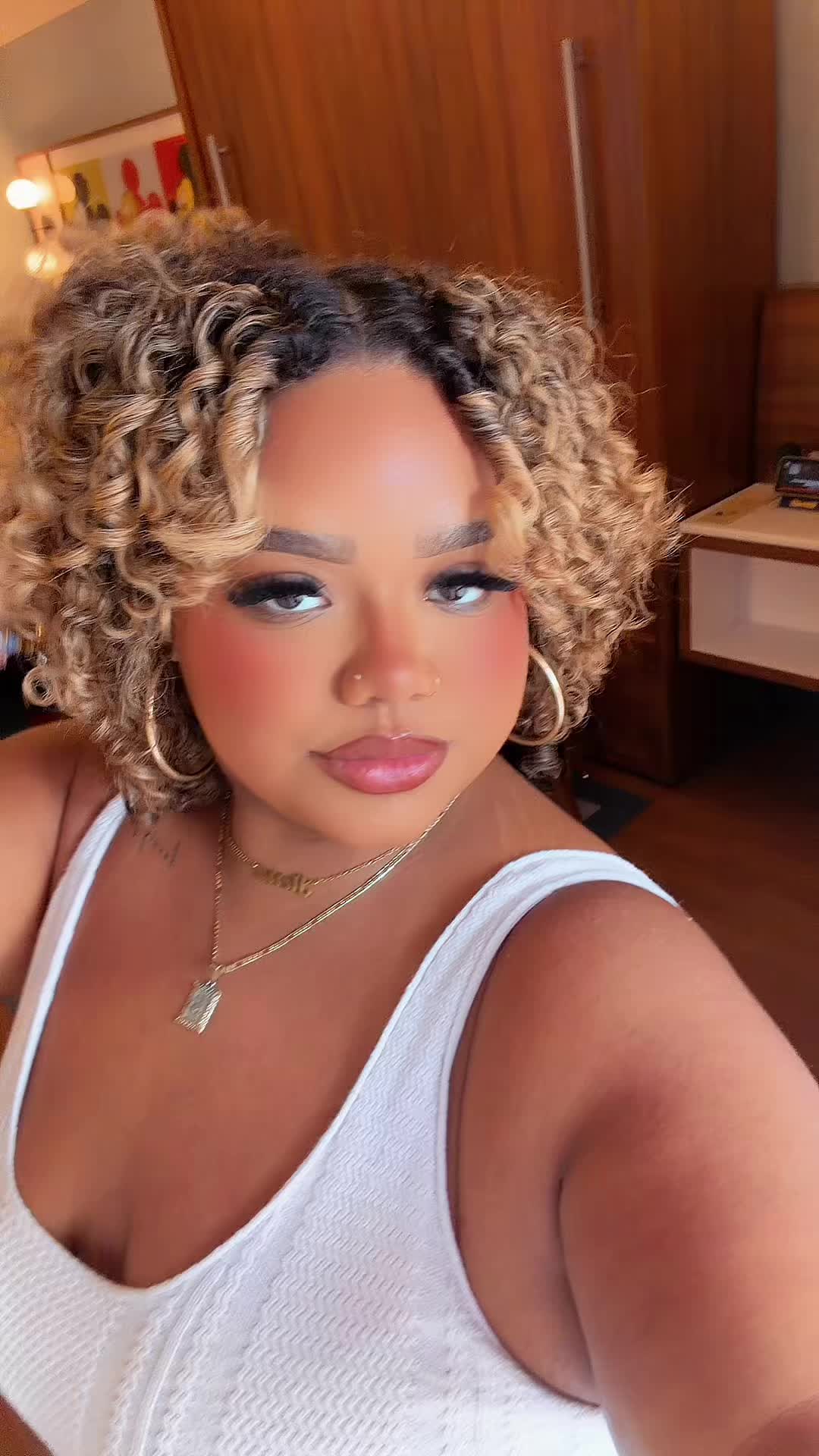 @Curlyheadsierra 💗