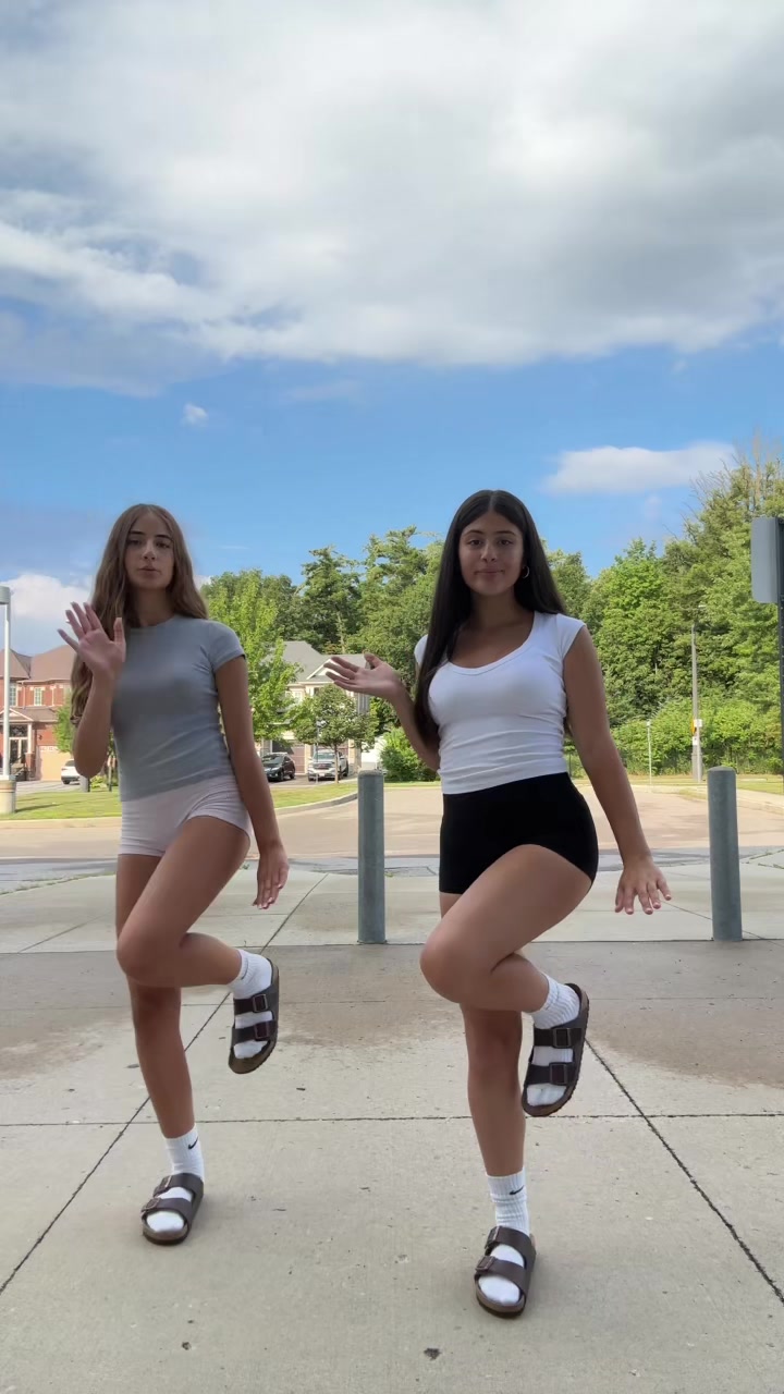 @𝐎𝐋𝐈𝐕𝐈𝐀.𝐀𝐋𝐖𝐀𝐘𝐒𝐒𝐒