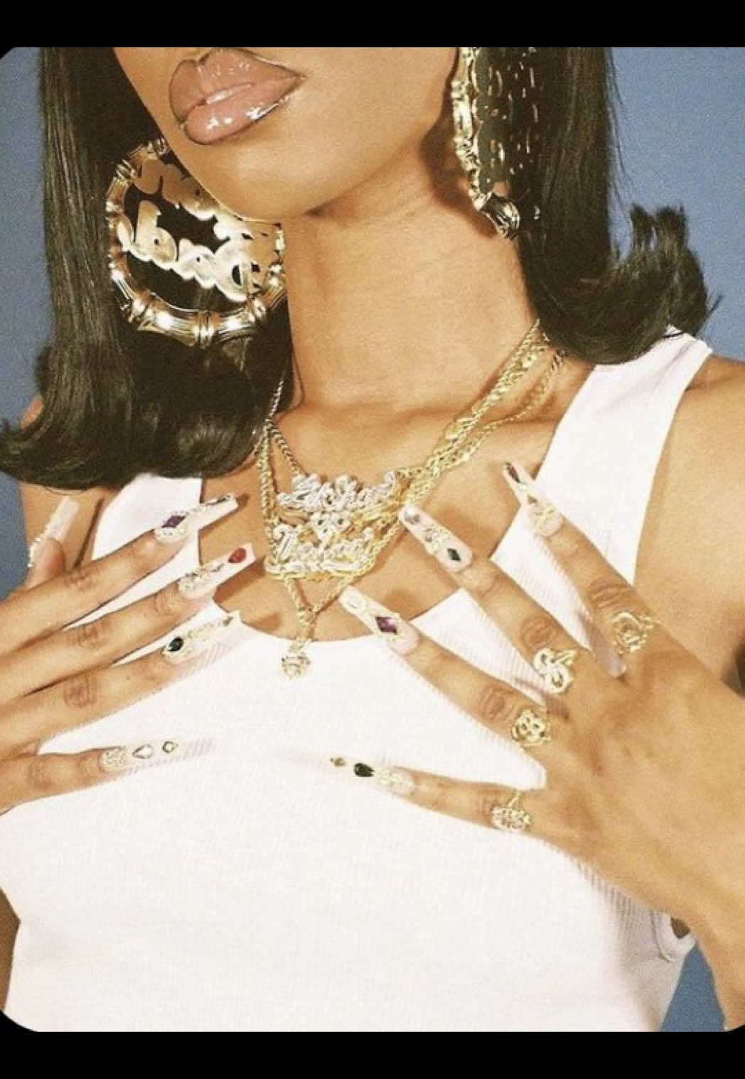 @themusefinds