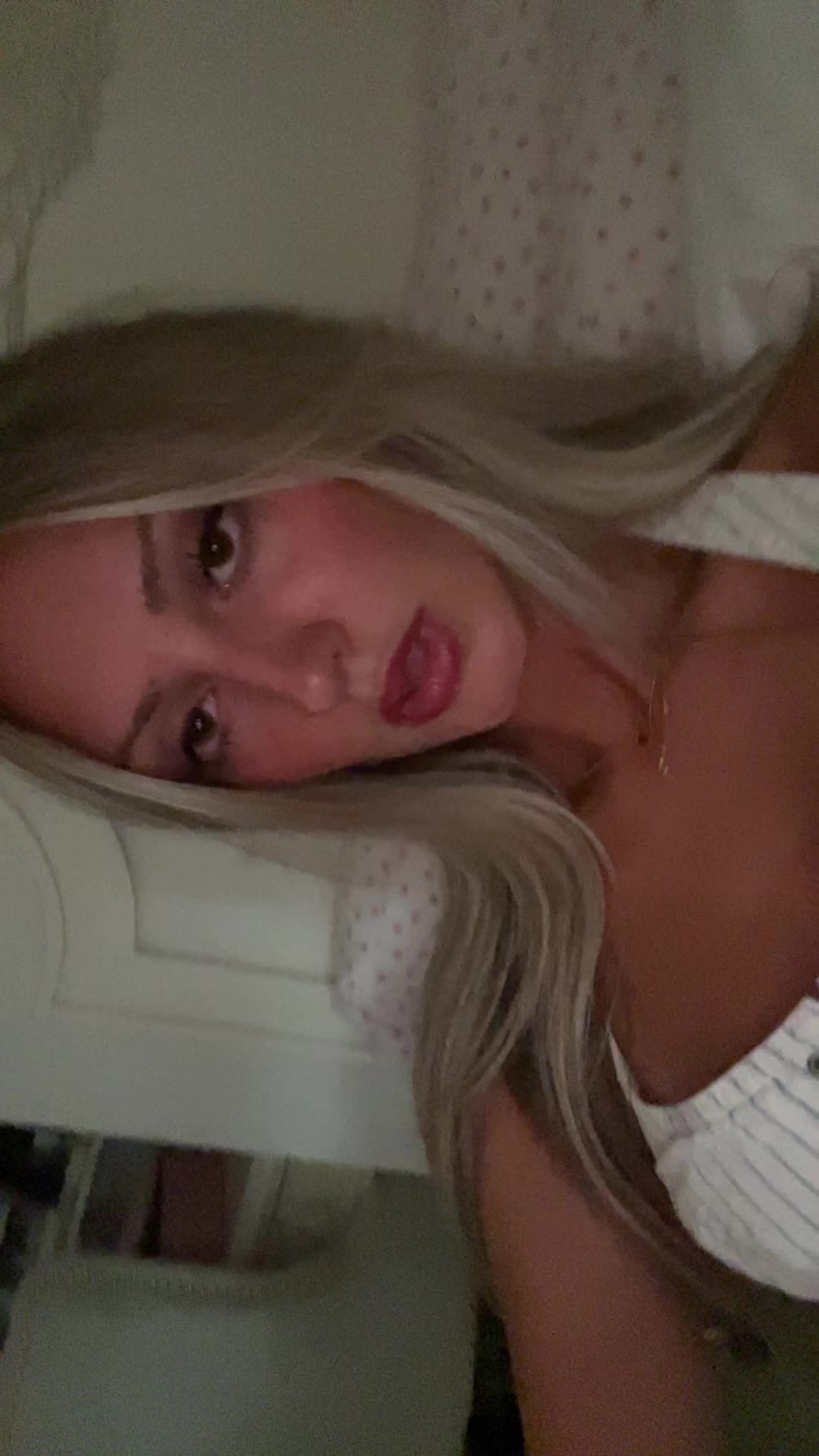 @Nicolette ๐ธ๐