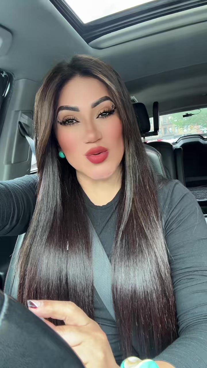 @MiriamLeon