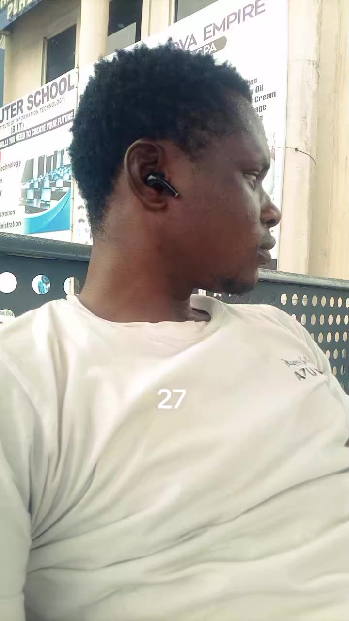 @XY