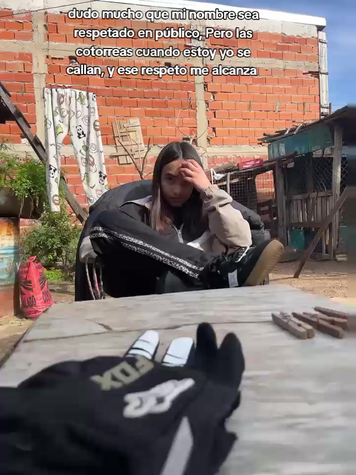 @elu