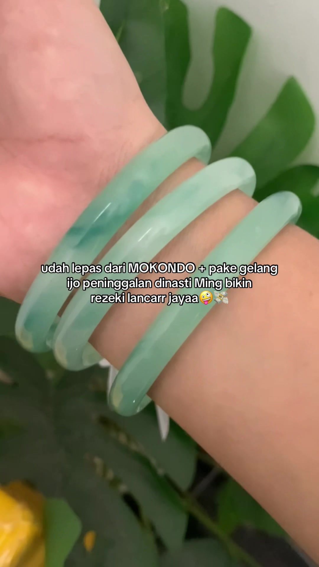 @Zupazupazuu Crystal Jewelery