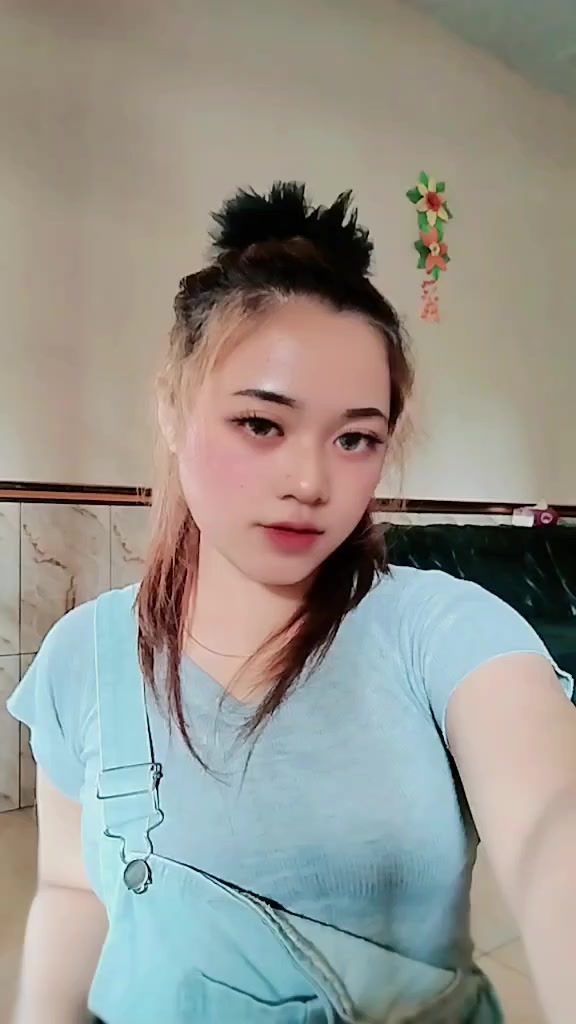 @xy.apputri