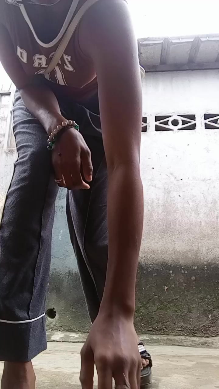 @Tchaniss.spam4