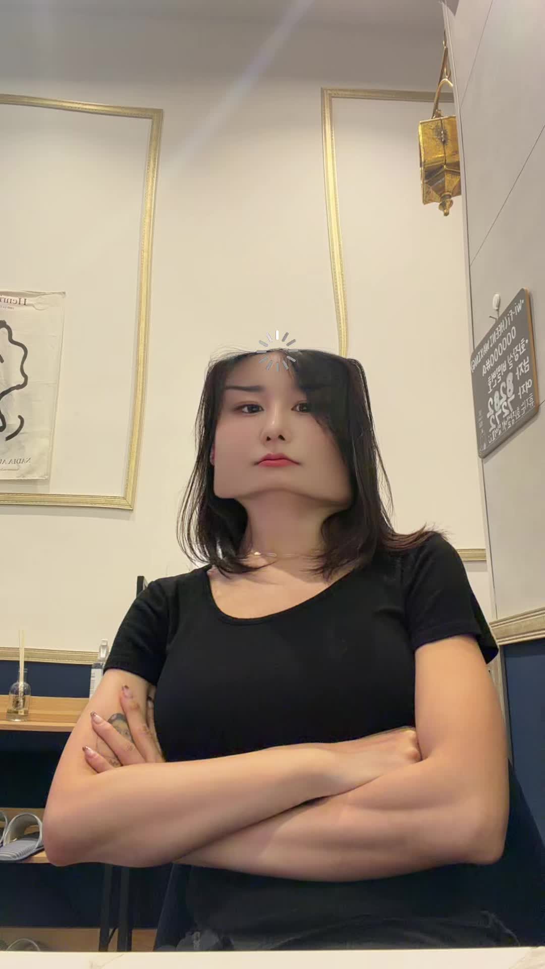 @heeniwaxing