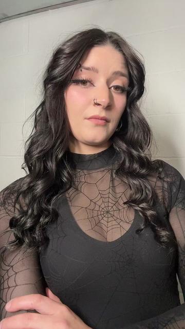 @queenbasskitten