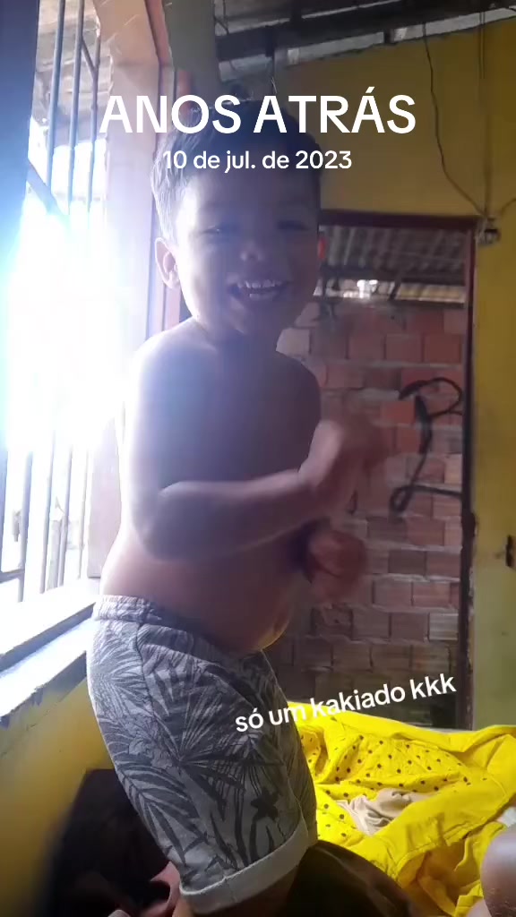 @Adria Gomes705
