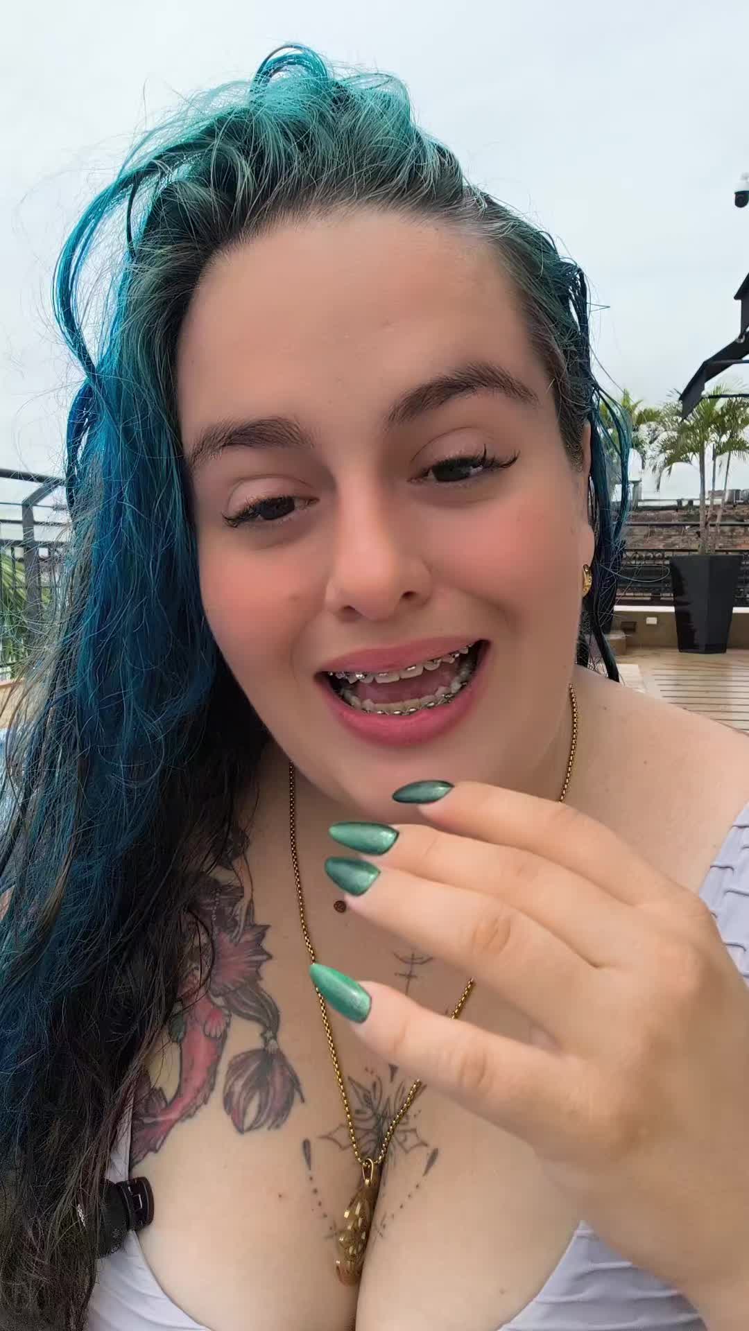@Elena Benavides