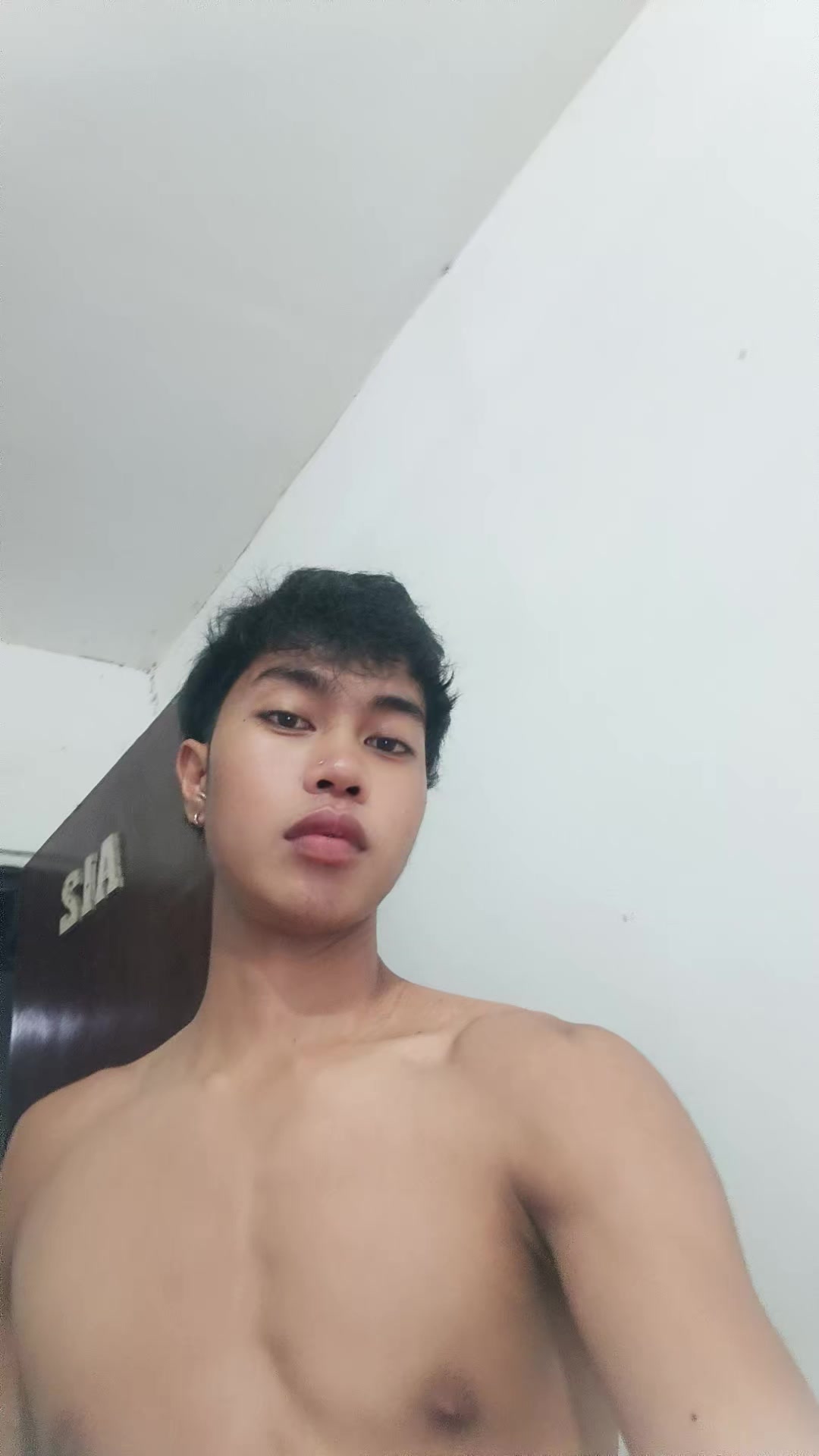 @ny G