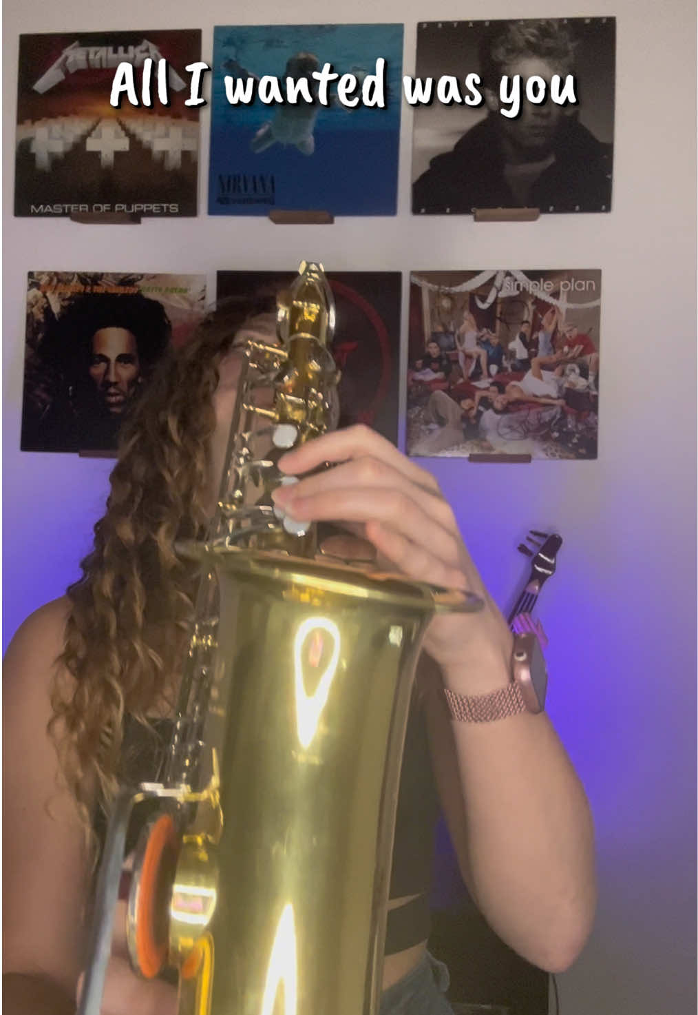 @christina.saxophonegirl 🎷🇨🇦
