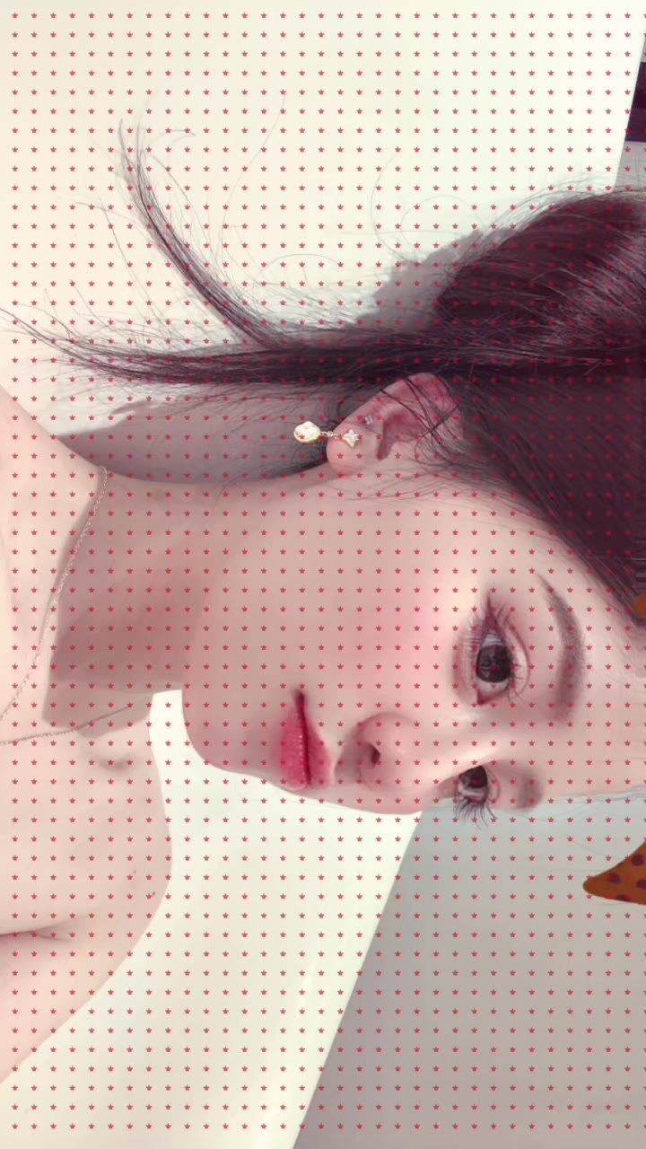 @H&agrave; Lee 🤍