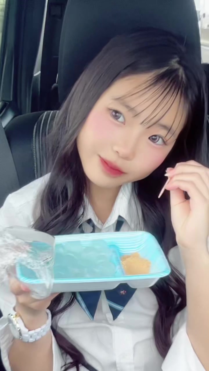 @りいさ