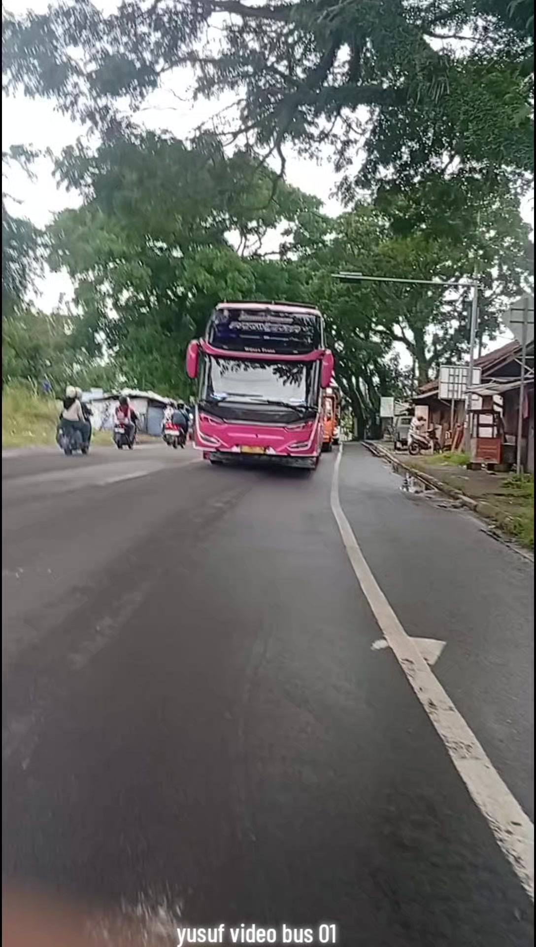 @Yusuf video bus 01