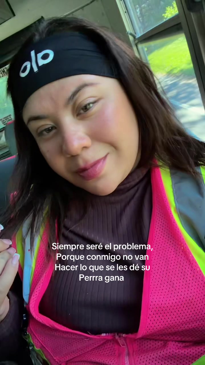 @𝓢𝓸𝔂𝓵𝓪 👑🐦&zwj;🔥🇸🇻