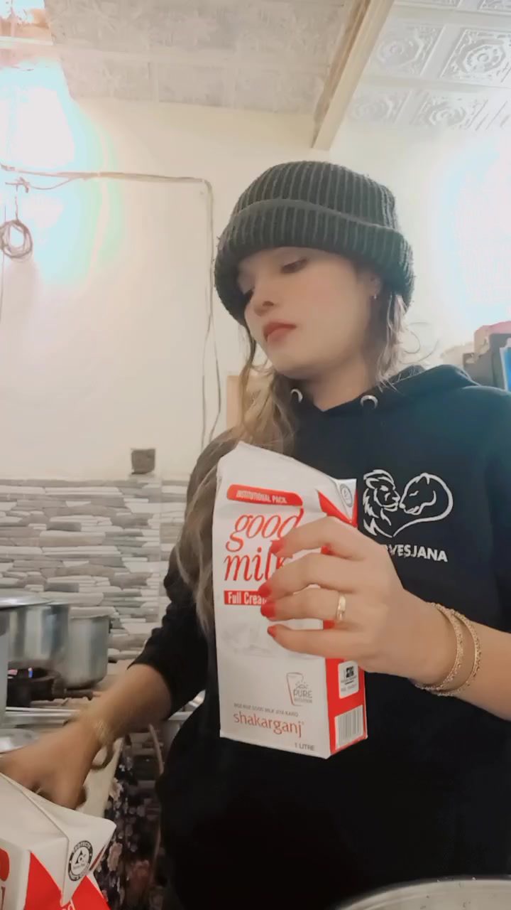 @ceciliaJenner 💖