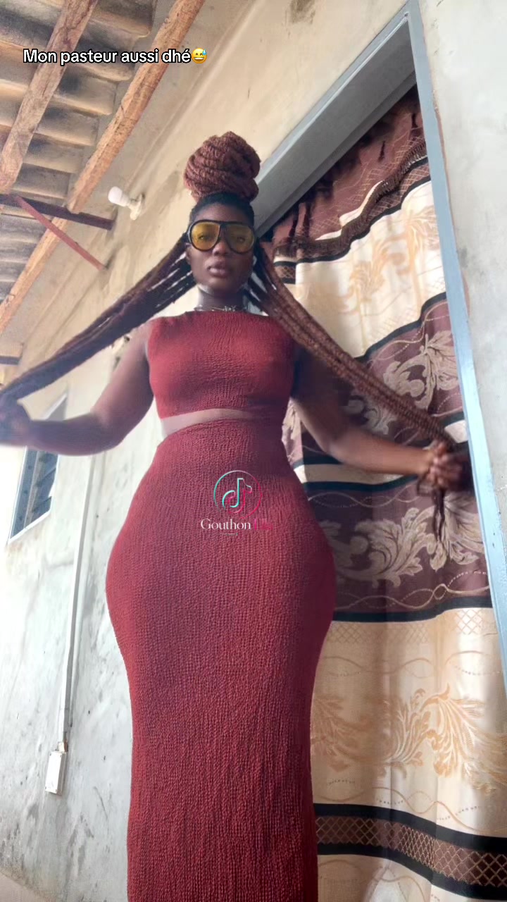 @Ella🦂❤️