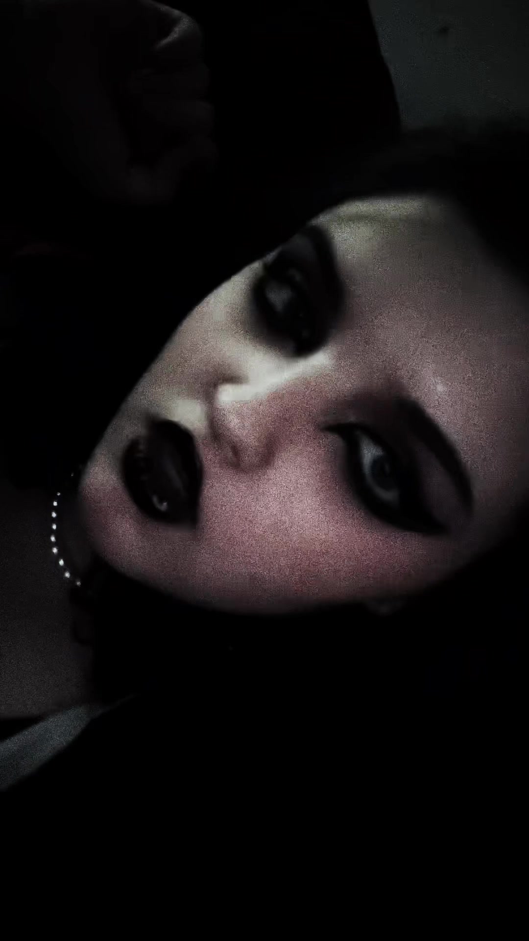 @Makeup_Show_Horror_Tell