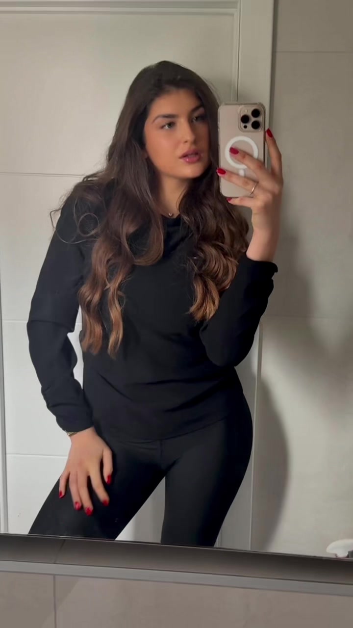 @elena🫶🏻