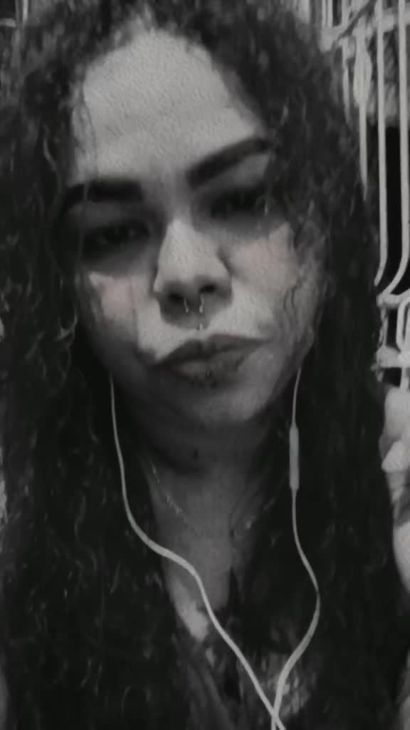 @Morena Morales