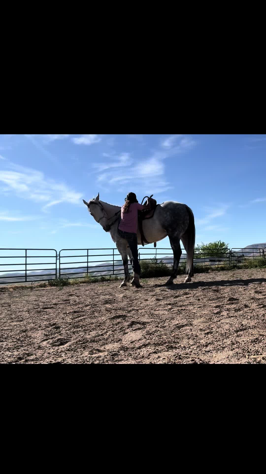 @Cowgirl Tuff Colt Training ❤️