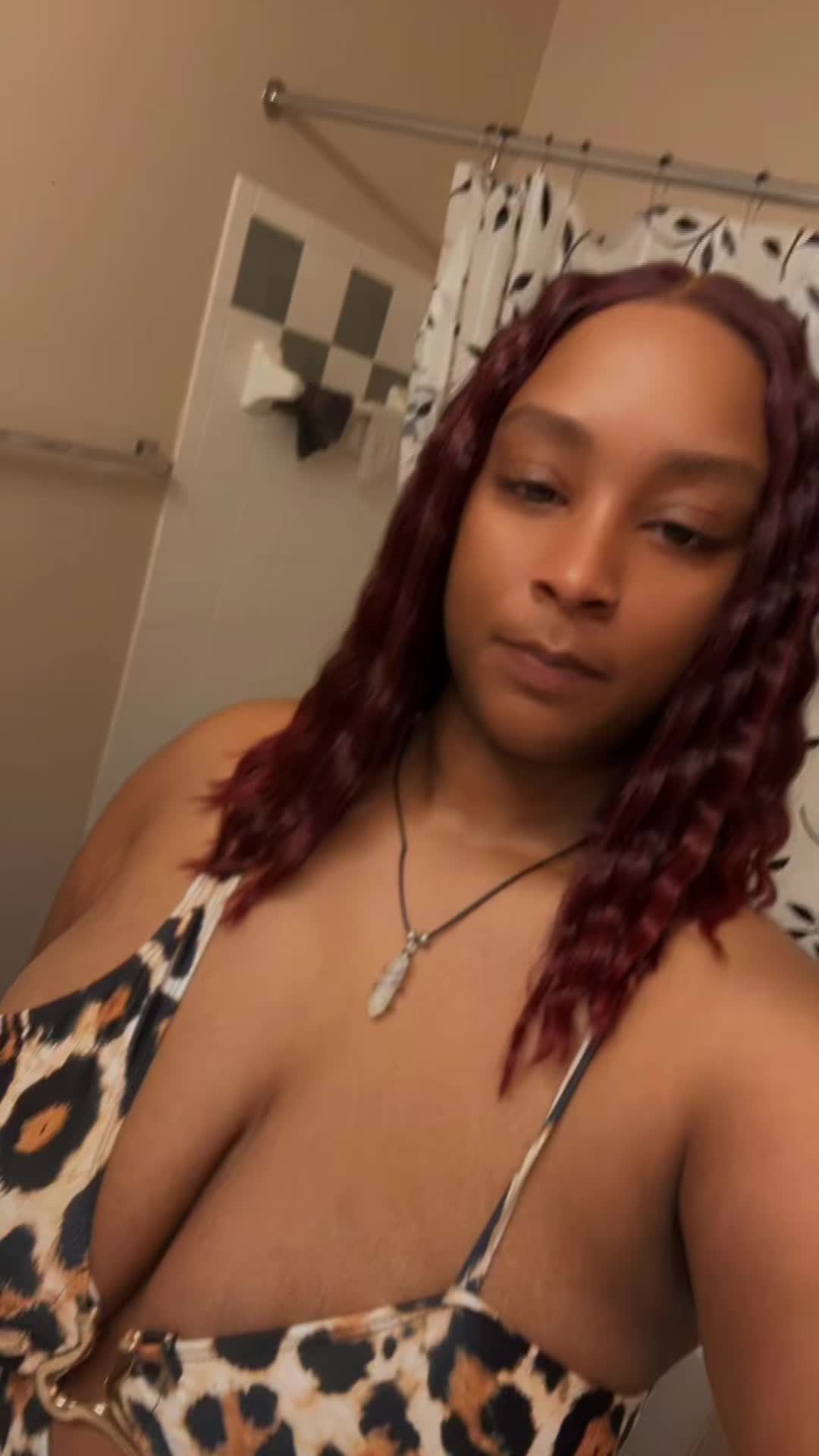 @Ebony JNai