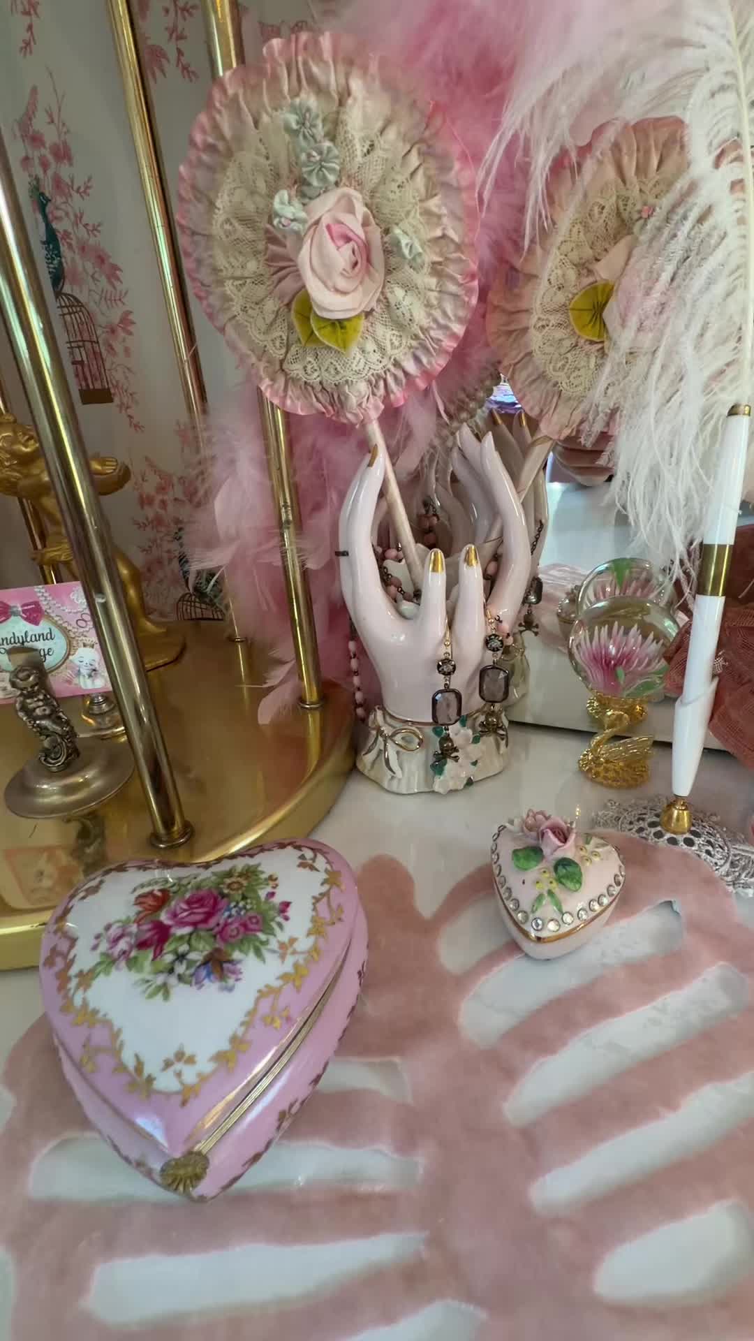 @Flora