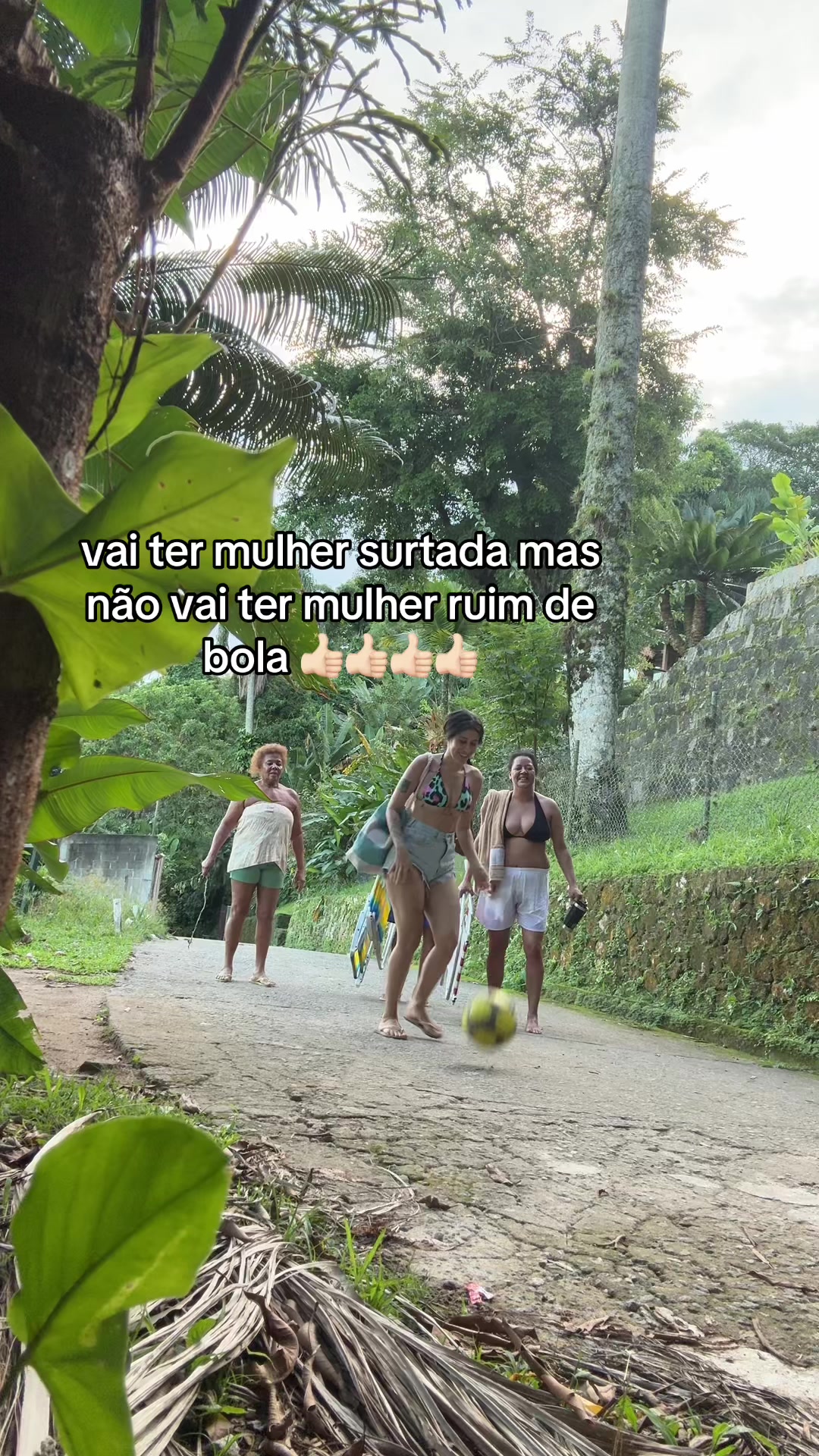 @Julia Cerqueira