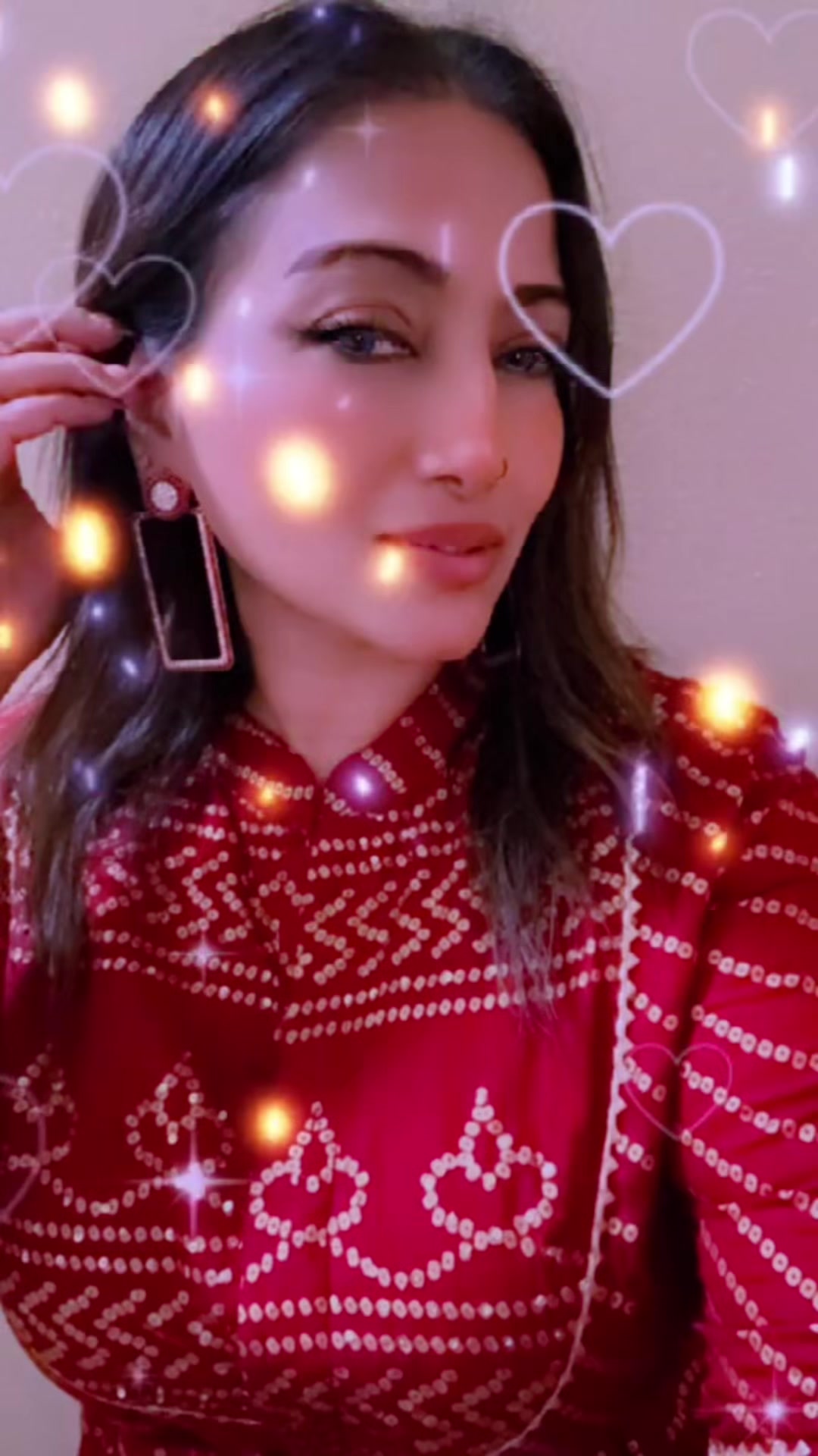 @AsliSona