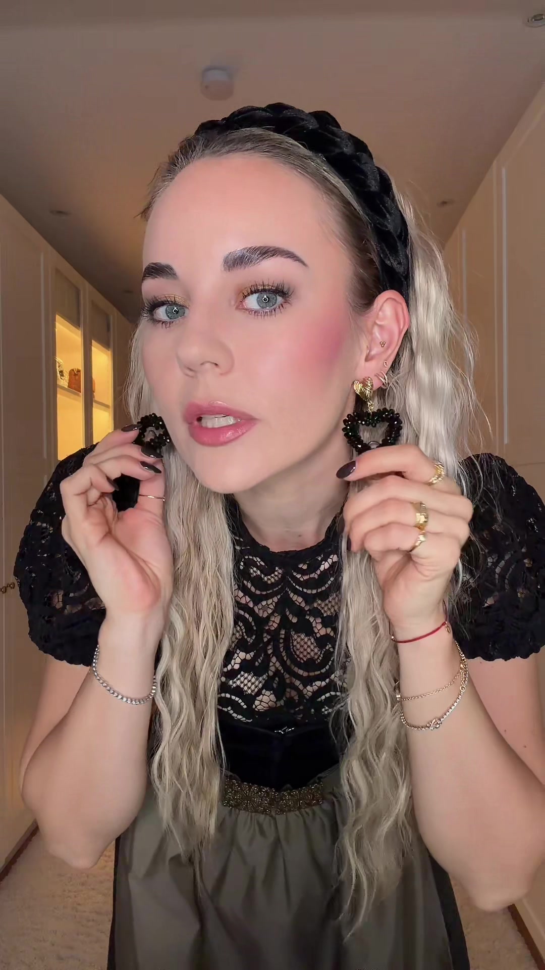 @Lena