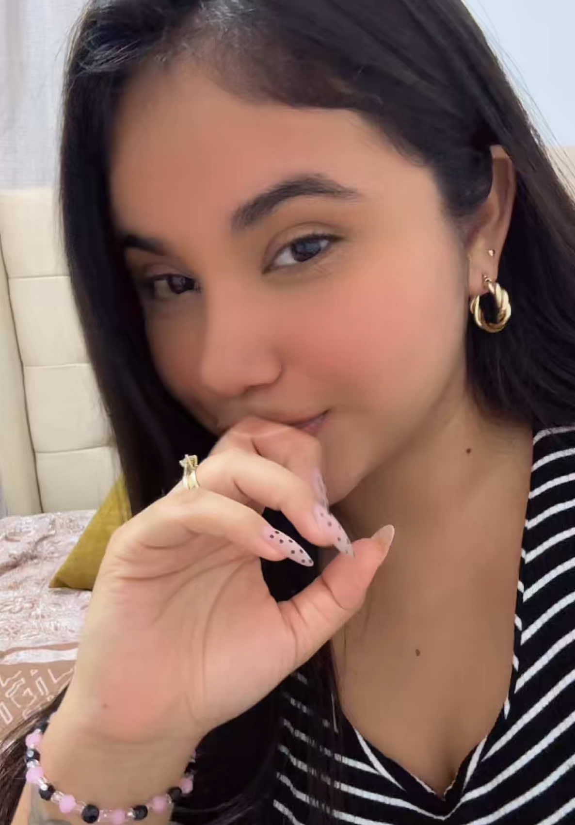 @Nella