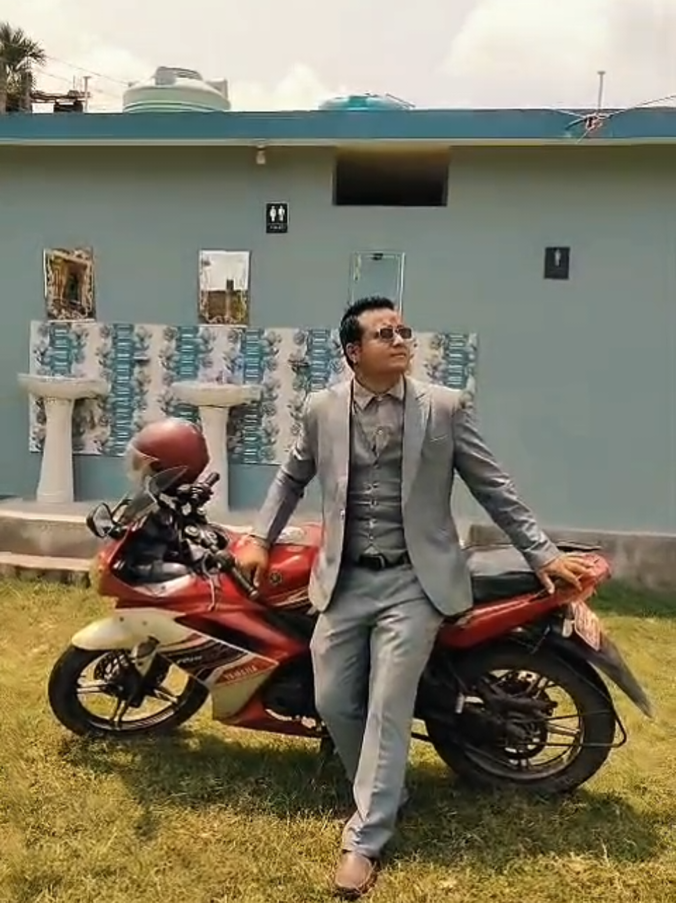 @MR.@राजु🧿
