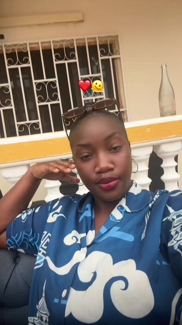 @Princesse du G2 (Bongoville)👸