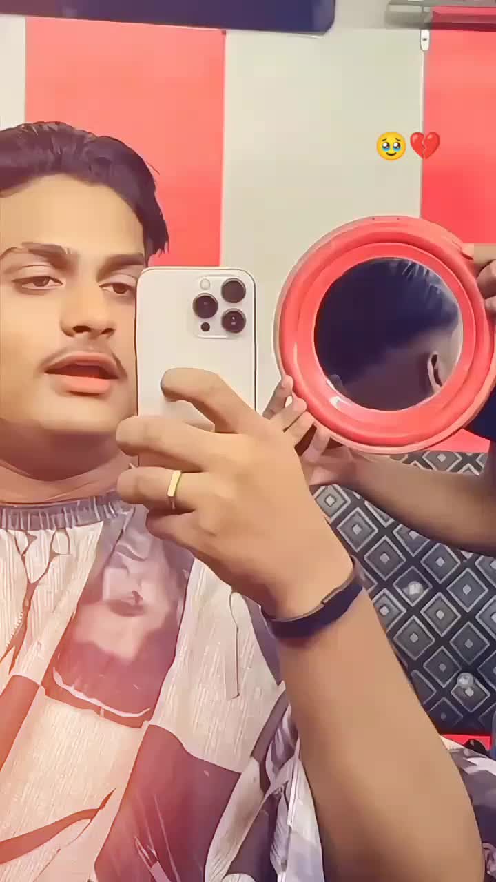 @🕸️