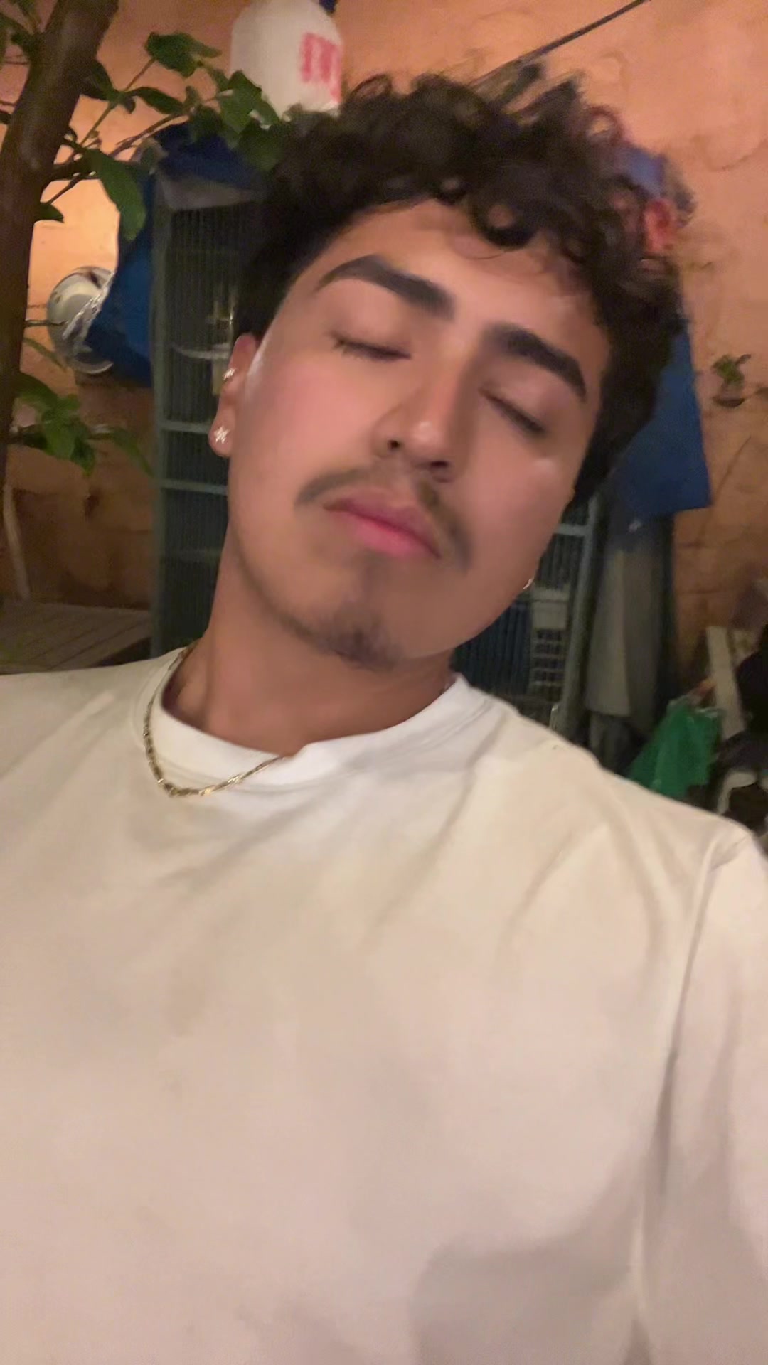 @CHRIS