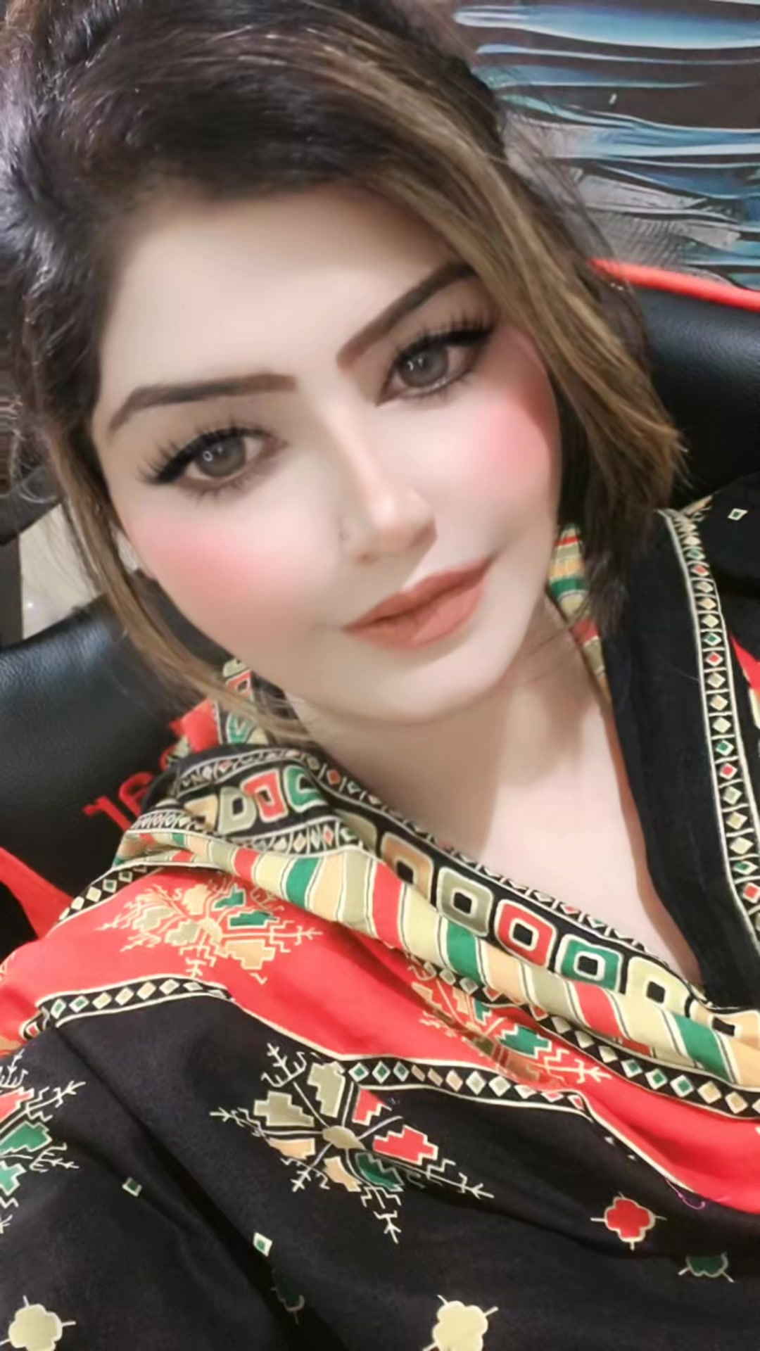 @😍Bushra Lewany