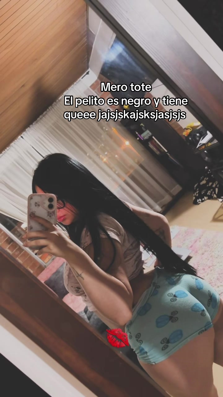 @VALENTINA♡.