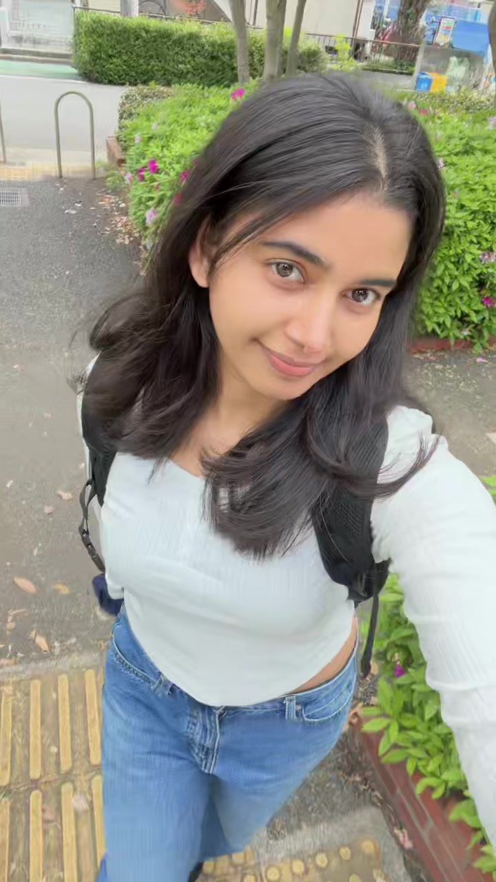 @SAPNA 🖤💫