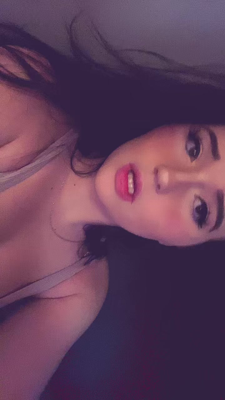 @roxanna