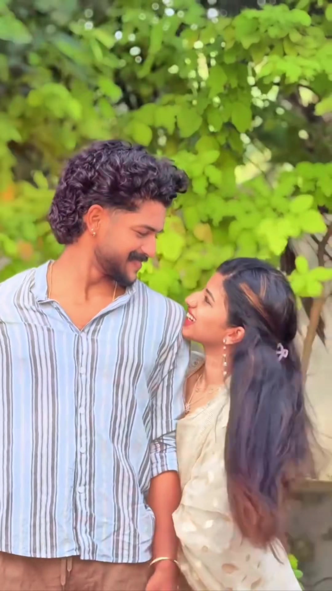 @MALAVIKA_ANILKUMAR