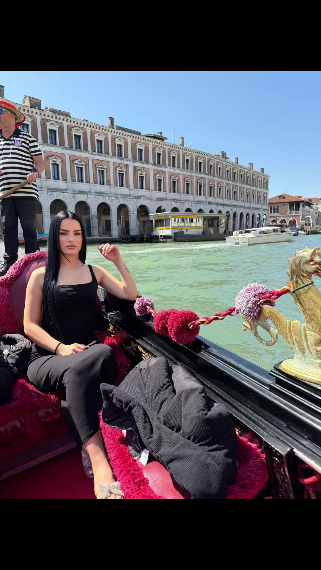 @Melisa Sinaaa