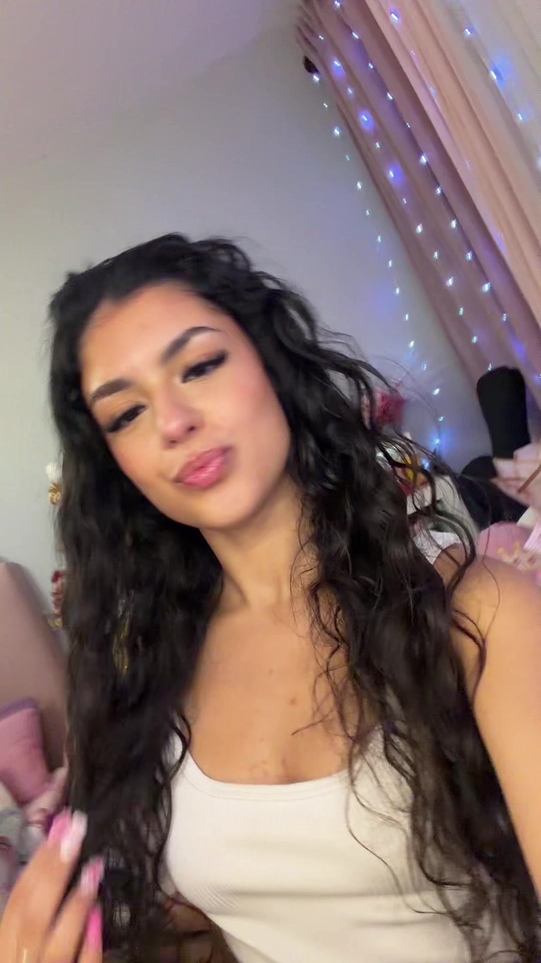 @&bull;Liana🧛&zwj;♀️